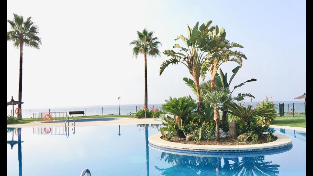 Mi Capricho 3-5 Beachfront- Apartment With Sea Views In Costa Del Sol Sitio de Calahonda エクステリア 写真