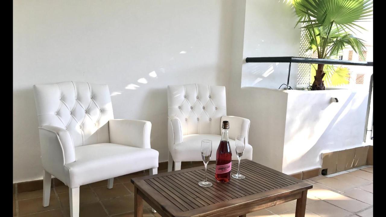 Mi Capricho 3-5 Beachfront- Apartment With Sea Views In Costa Del Sol Sitio de Calahonda エクステリア 写真